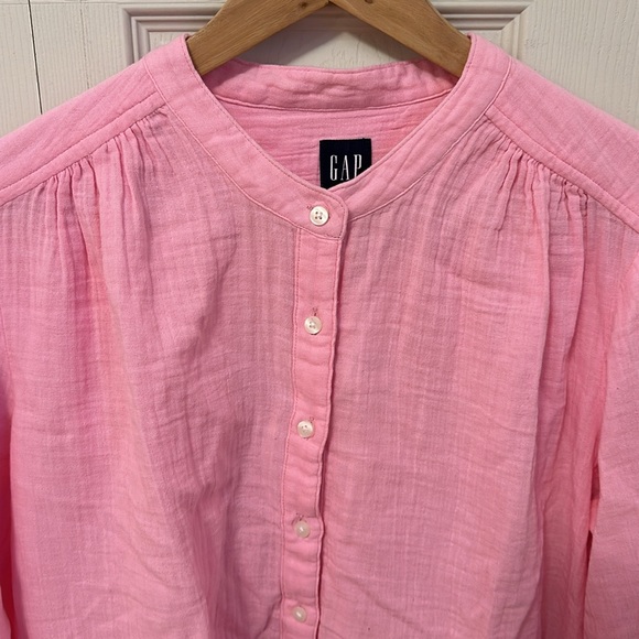 NWT Gap Barbie pink crinkle gauze button down shirt size Large - Picture 6 of 6